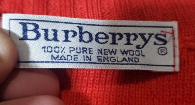 AMAZING VINTAGE BURBERRY RED SWEATER WITH LEATHER ELBOW