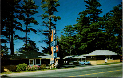 Vintage Postcard Forest Lake Motel Restaurant Grand Rapids Minnesota