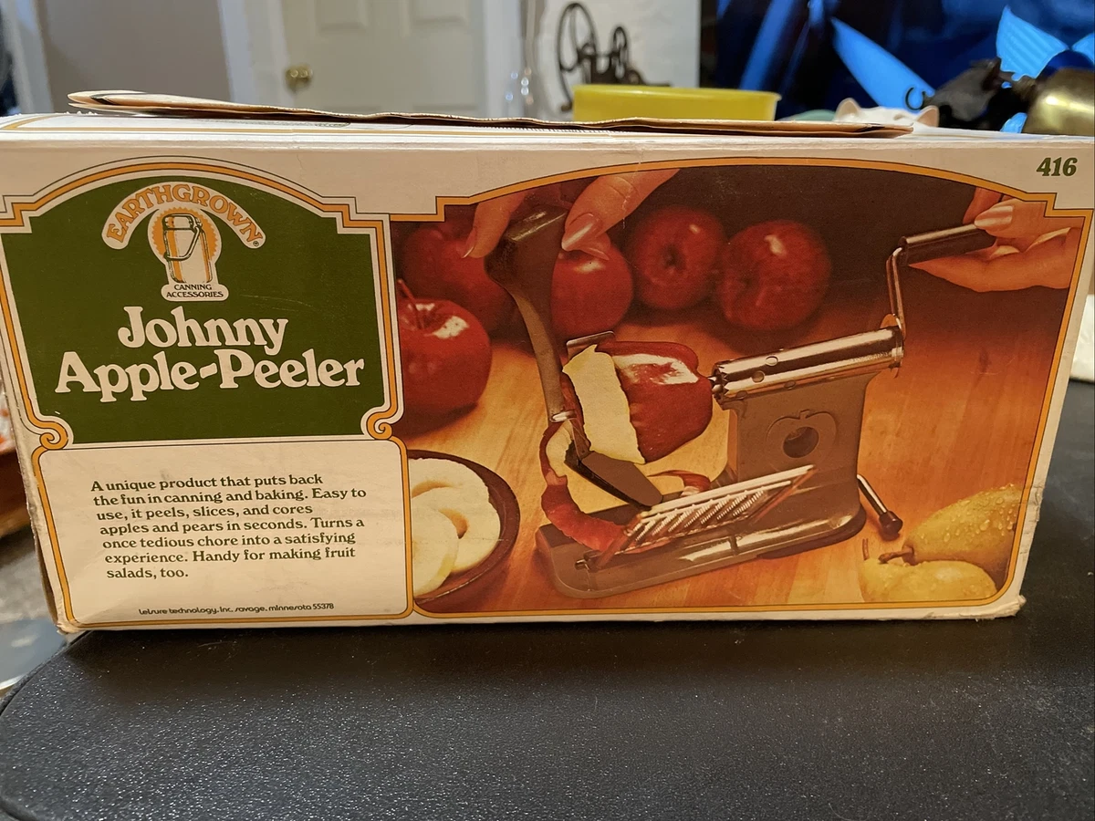 This Old-Fashioned Apple Peeler Is the Best Way to Peel Apples