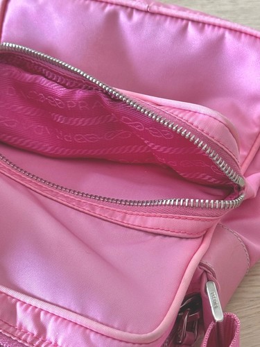 Vintage Prada Bag in Pink Nylon (Model Tessuto) - Bild 7 von 10