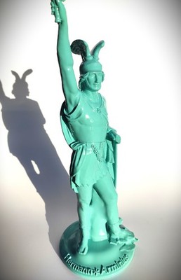 Hermannsdenkmal Statue Arminius Türkis-Edition 41cm Große Figur Versiegelt Deko