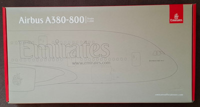 Airbus A380-800 Emirates A6-EOU 1:200 Modellflugzeug