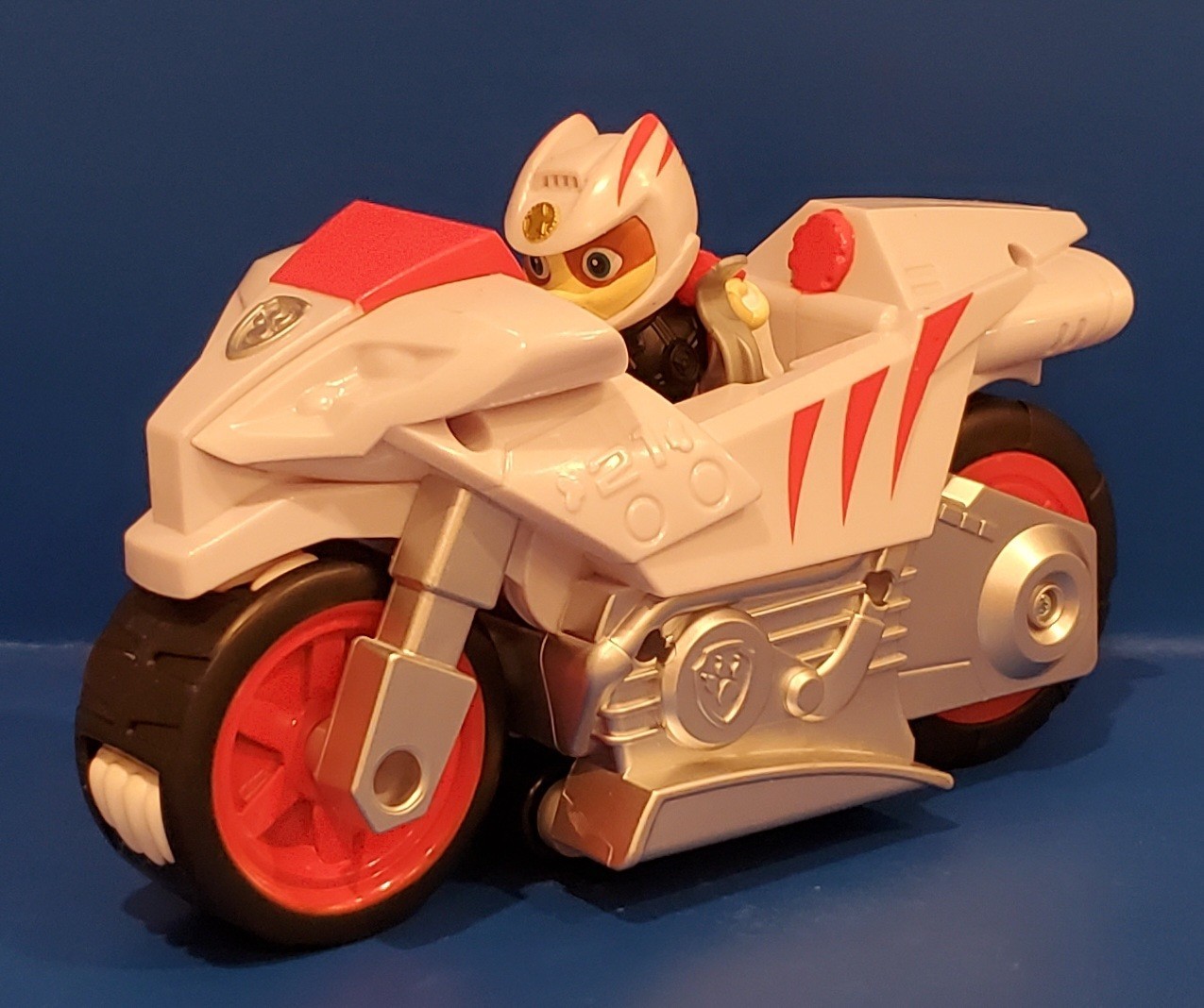 Paw Patrol Moto Pups Wildcat Deluxe Pull Back Motorcycle Vehicle And Figure