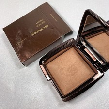 Hourglass Ambient Lighting Powder Eternal Lig...