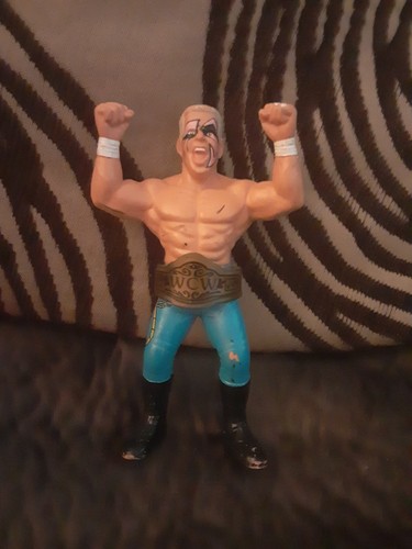 Vintage 1990 WCW Galoob Sting Wrestling Action Fig...