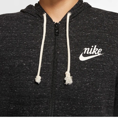 AUTHENTIC NIKE WOMEN GYM VINTAGE 
