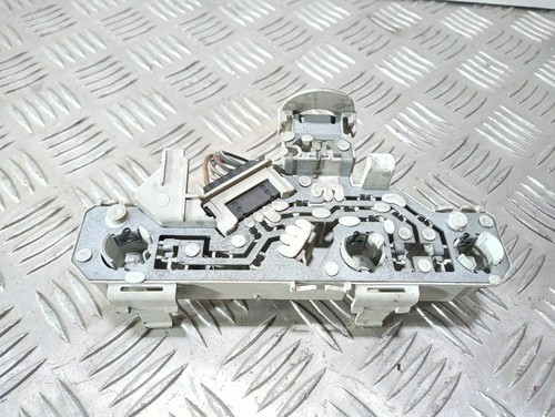 Volkswagen Polo III 6N 6N2 6NF 1995 Glühbirnenhalter Heckleuchte 55kW UST56643