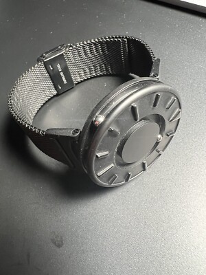 EONE The Bradley Mesh Matte Black Watch 40mm.
