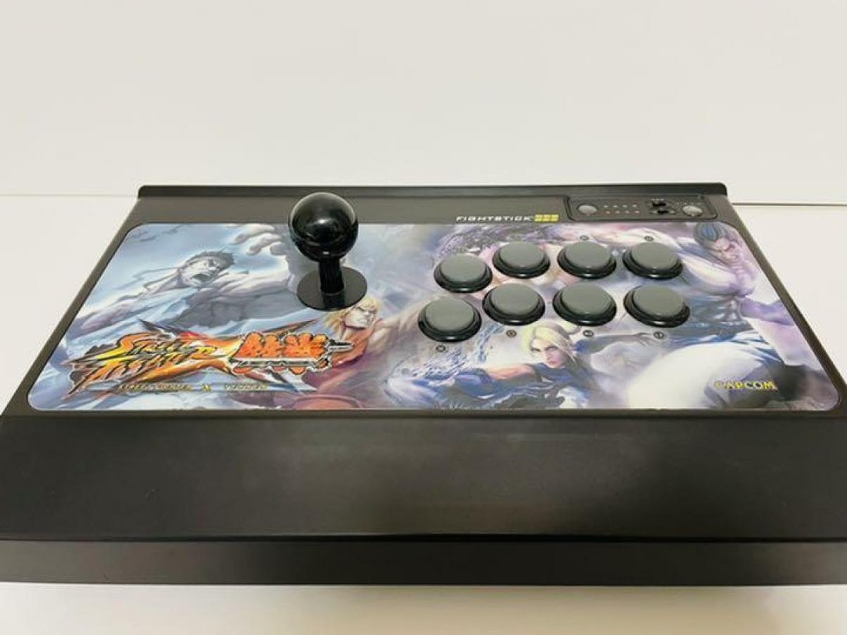 Mad Catz Street Fighter X Tekken Arcade Fighting Stick Pro Cross Design for PS3 Mad Catz Street Fighter X Tekken Arcade Fighting Stick Pro Cross Design for PS3