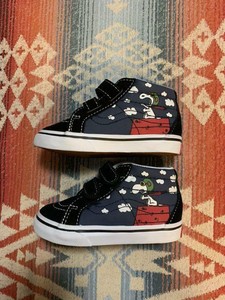high top vans snoopy
