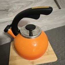 Rachael Ray Orange Whistling Tea Kettle 2 qt/1.9L Ergonomic Handle QQQ13T