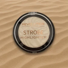 Revolution - Strobe Highlighter- Ever Glow Lights - 0.26 oz/ 7.5 g