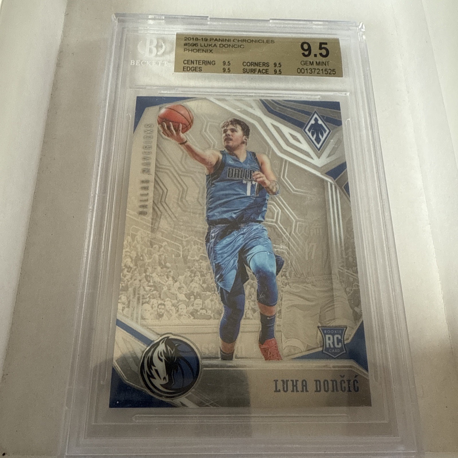 Luka Doncic Rookie Card 2018-19 Panini Chronicles Phoenix #596 BGS 9.5