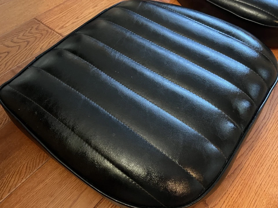 Parte inferior tapizada de asiento réplica MG TD negra Kitcar MGTD Fiberfab Migi Foto 4 de 4