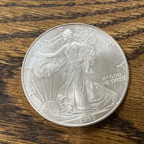 1999 1 Oz. .999 Fine Silver Dollar BU