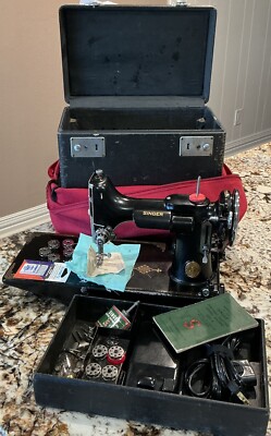 singer 221 sewing machine 1939. Serial #AF251966