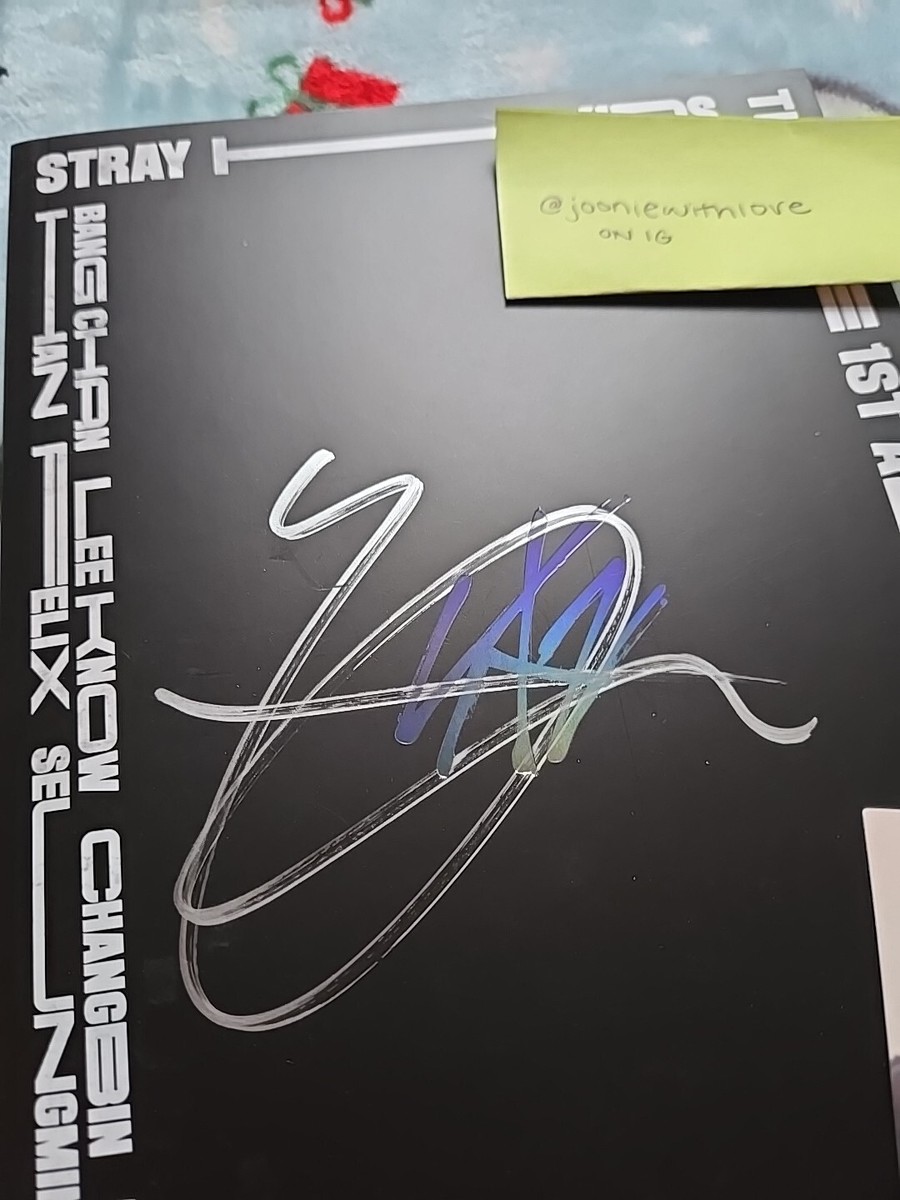 Stray Kids Go LIVE HYUNJIN SIGNED Album + CD + Photobook +