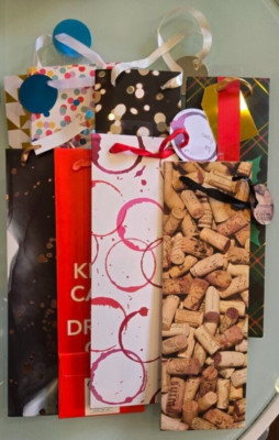 NEW Cakewalk Wine Bags with Gift Tag Paper - You Choose All You Want $5 Shipping