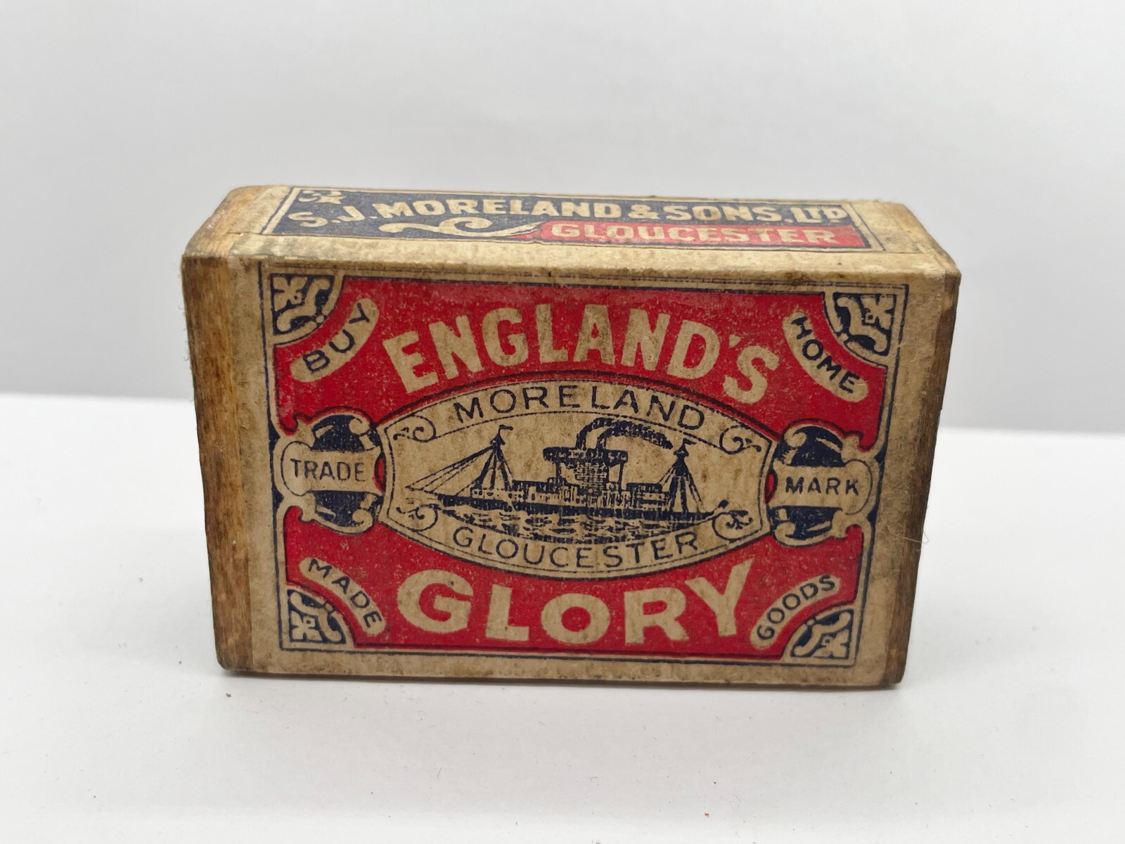 VINTAGE ENGLAND'S GLORY MATCHBOX BY S.J. MORELAND & SONS GLOUCESTER
