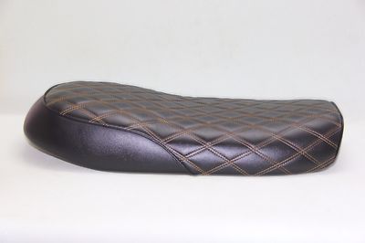 1971-1972 Triumph Bonneville T120 OIF low profile cafe racer seat