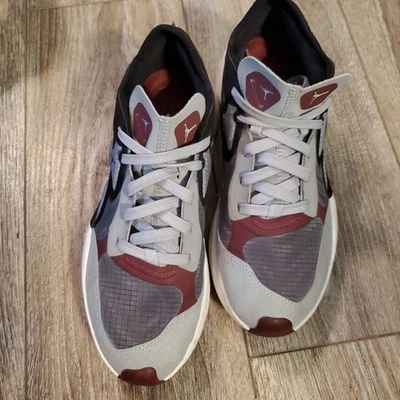 Jordan Delta 3 Low Herrenschuhe DN2647 001 Größe 8M Jump Man grau rot schwarz - Bild 1 von 4
