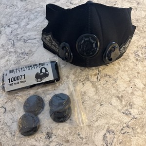 Elevation Training Mask Size Small. EXCELLENT CONDITION!