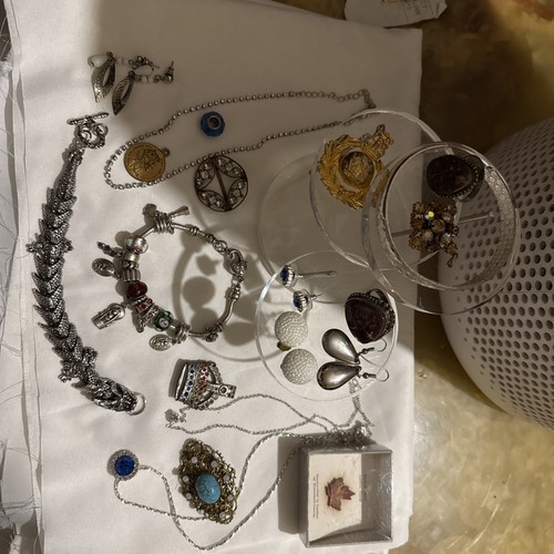 Lot De Bagues Fantaisie Argentées - Pacotilles Pour Revente - Bijoux Costume