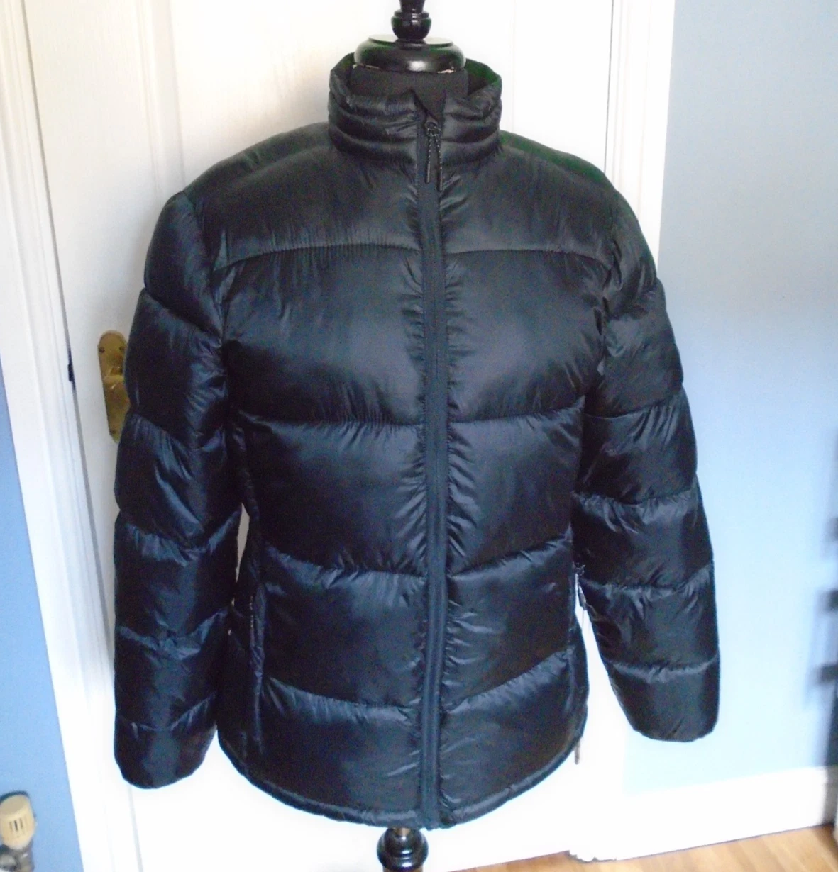 Arsenal Football Club Mens Puffer Coat Size M NWT