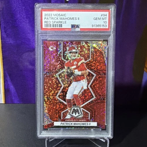 Panini Mosaic Red Sparkle Prizm Patrick Mahomes II #94 PSA 10 Chiefs 2022