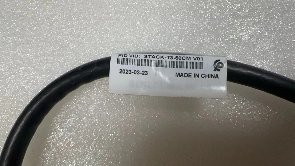 Cisco C9300L-STACK-KIT Stack Module Kit with STACK-T3-50CM Cable C9300L Series - Image 3 of 4