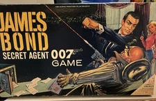 1964 - Milton Bradley #4527 -JAMES BOND SECRET AGENT 007 GAME ( Connery) READ