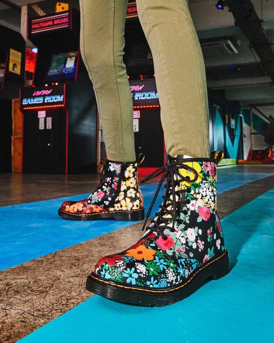 DR. MARTENS 1460 Pascal Floral Boot Floral Mash Up Backhand Zip