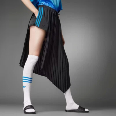 Adidas Pleated Skirt Mädchen Hotpants Rock Hosenrock Shorts Fashion schwarz blau - Bild 1 von 3