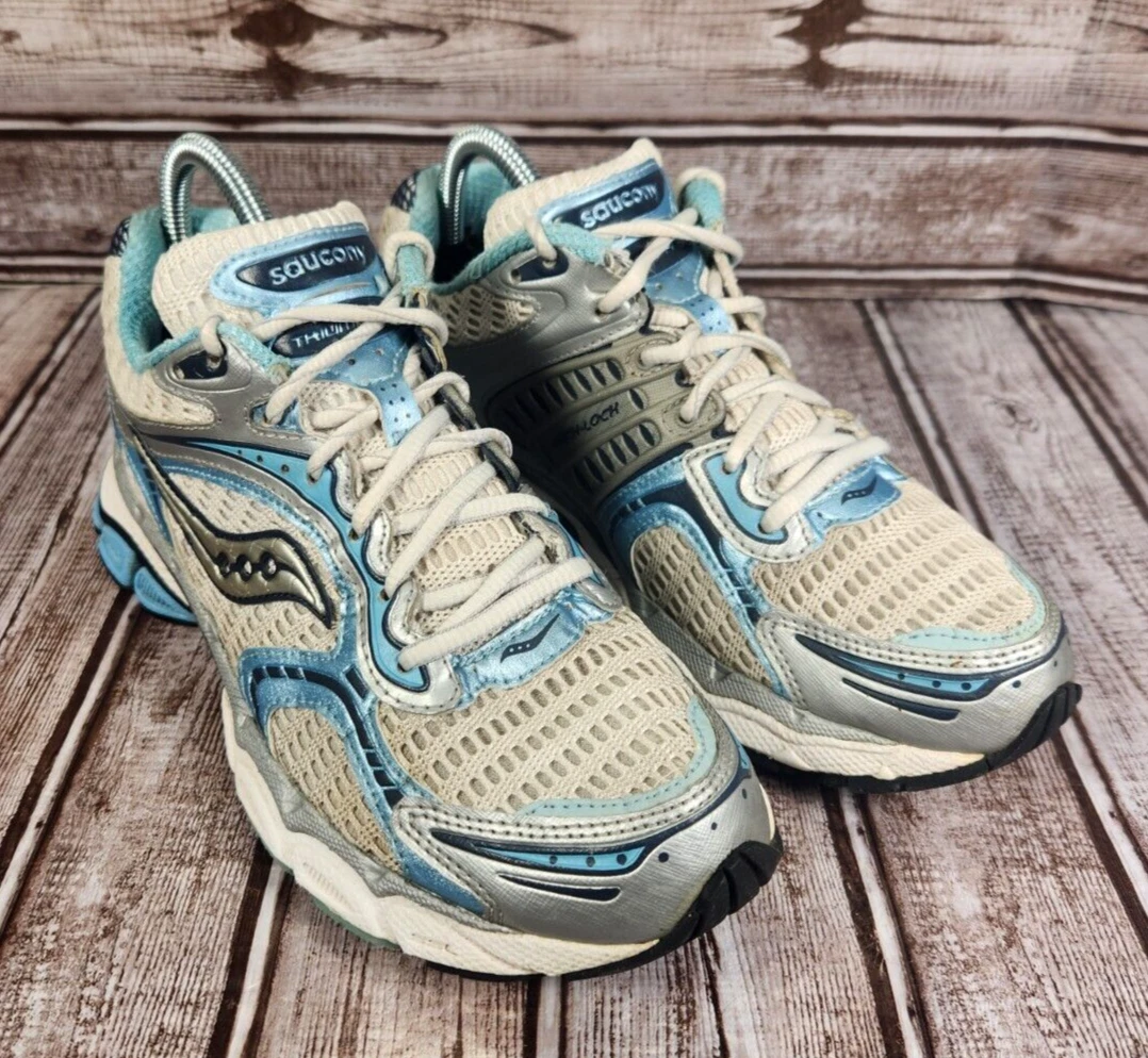 SAUCONY TRIUMPH 6 Women s 8.5 Athletic Running Shoe Sneaker White
