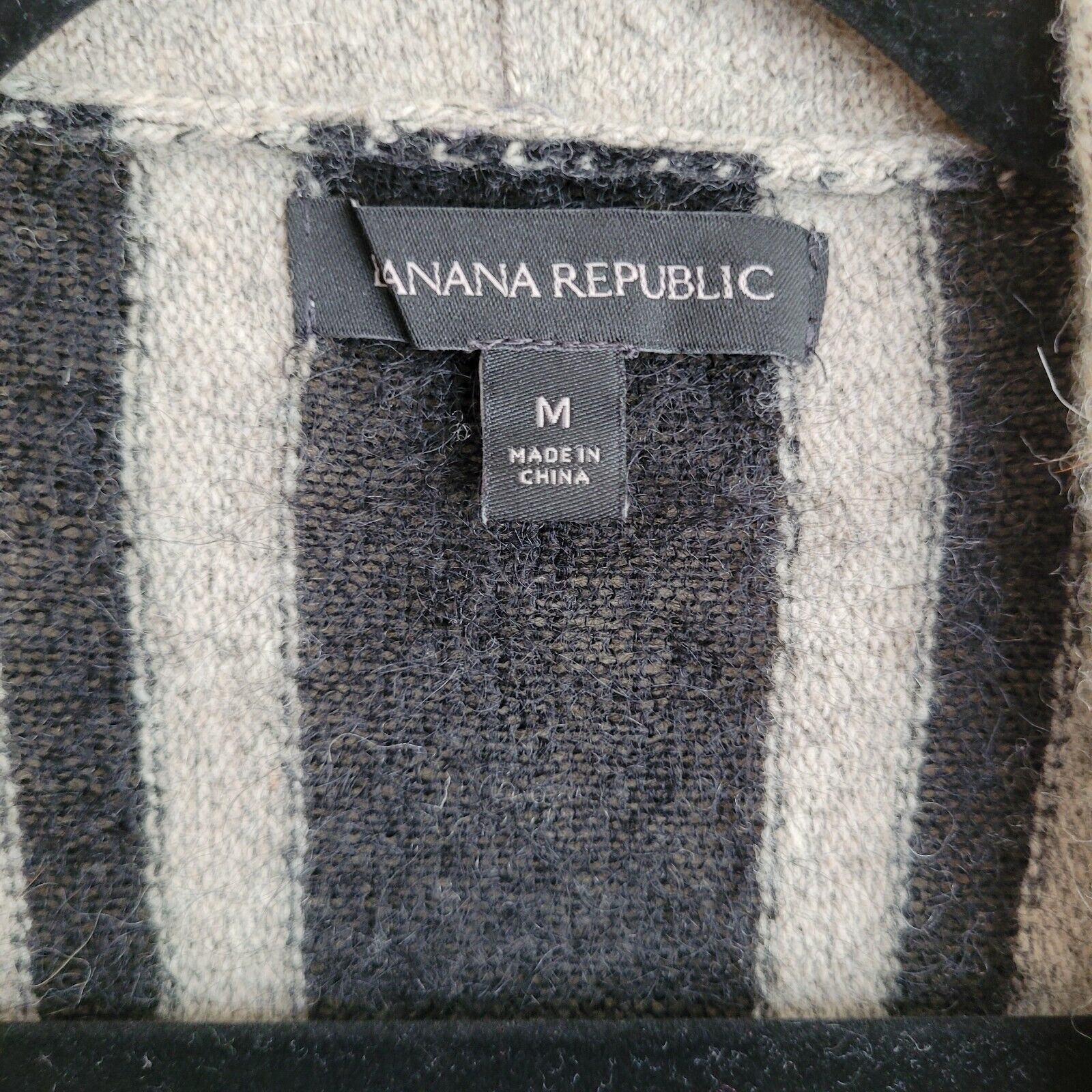 Banana Republic Womens Sweater Vest Size Medium G… - image 2