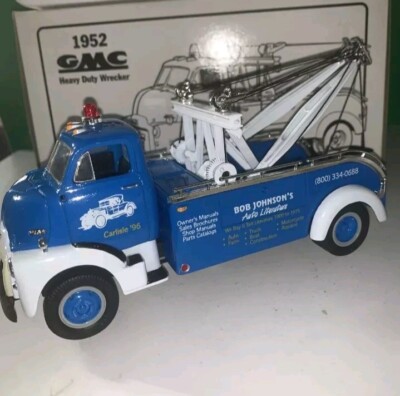 First Gear 1952 Heavy Duty Wrecker Bob Johnsons Auto Literature 1/34 New 19-1835