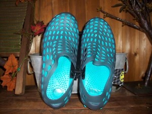 athletic works beach shoes