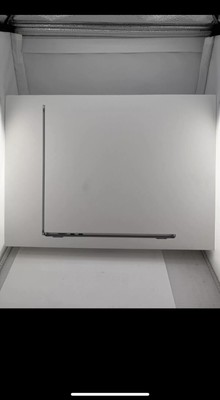 Apple MacBook Air 15'' M3 16GB RAM 256GB SSD (Space Gray)
