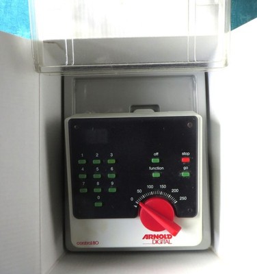 Arnold 86035 digital  Control 80  Universal Fahrgerät mit Microprozessor OVP