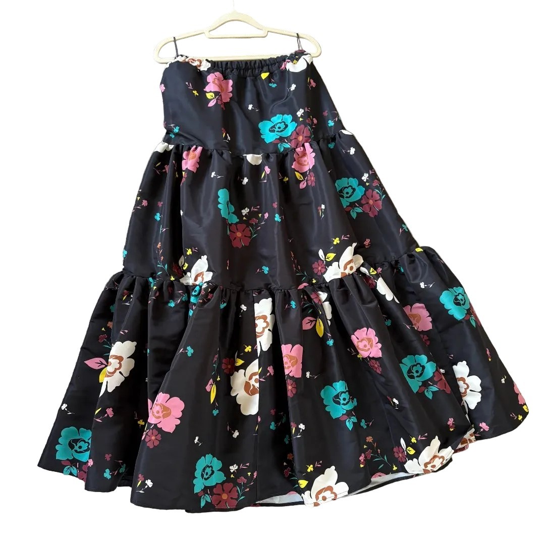 La DoubleJ Black skirt with multicolor flowers