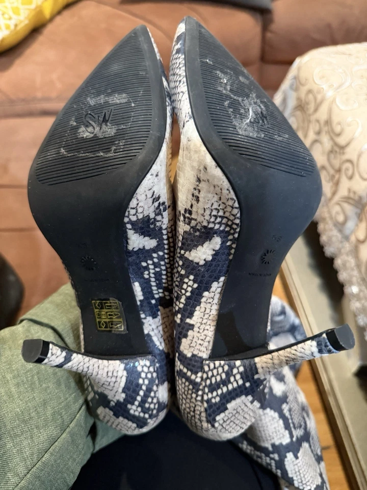 Botas hasta la rodilla Vinnie de cuero estampado de serpiente talla 8,5 elásticas Foto 3 de 4