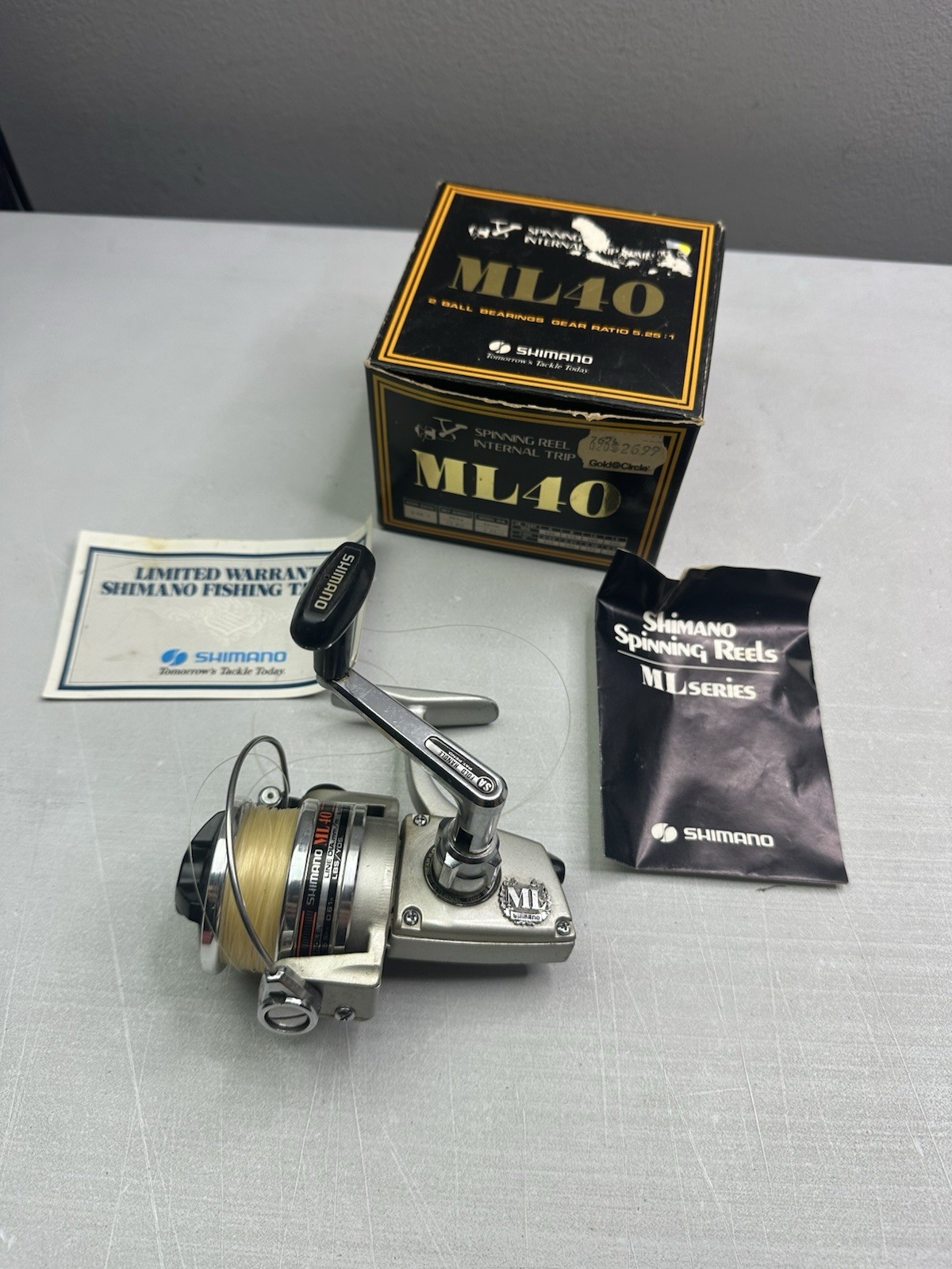 Shimano ML 40 Spinning Fishing Reel Made In Japan Vintage Ra