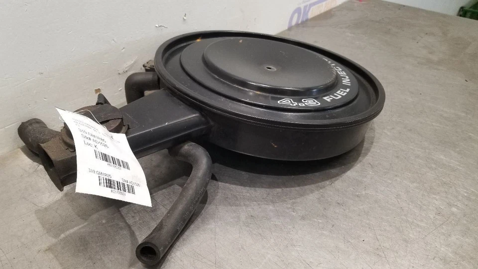 Chevy Monte Carlo 1985 4,3 L filtro de aire montaje de caja de aire Foto 3 de 4