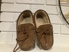 Bearpaw Moccasin Slipper Kids Youth Hickory II Brown Suede Size 3