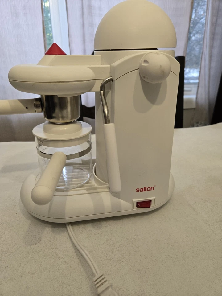 Máquina de capuchino Salton Espresso modelo EX-19 BLANCA vintage, barista.  Foto 2 de 3