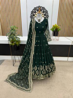 PRESENTING TRADITIONAL STYLE DARK GREEN GOWN & DESIGNER DUPATTA FOR WEDDING WEAR | eBay PRESENTING TRADITIONAL STYLE DARK GREEN GOWN & DESIGNER DUPATTA FOR WEDDING WEAR | eBay