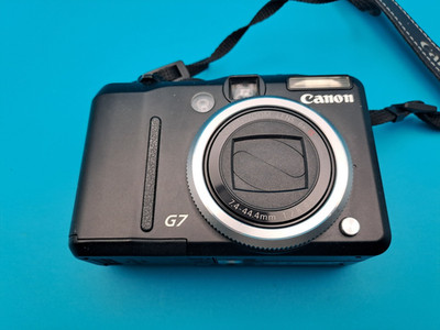 Canon PowerShot G7 10MP Digitalkamera schwarz DC7 PC1210 Teildefekt