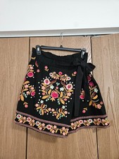 ZARA WOMAN Embroidered Skirt Short Skort XSmall