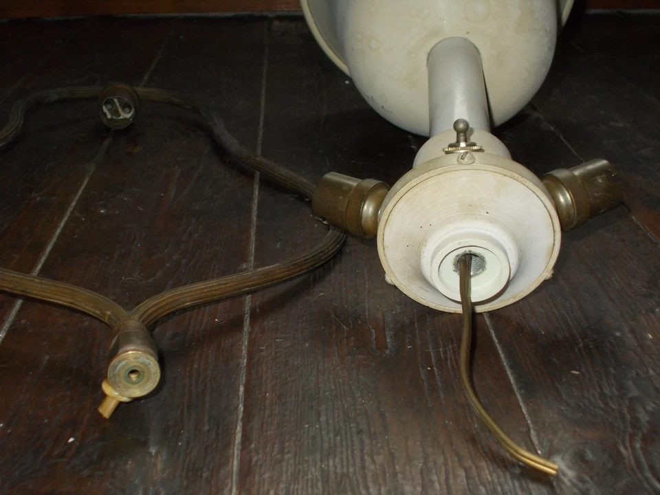 ancienne lampe / lyre / abat jour - Photo 3/3