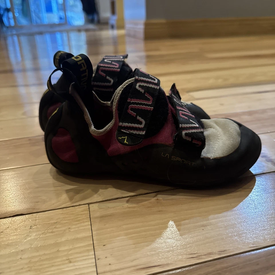 La Sportiva Katana Climbing Shoes Vibram XS Edge – Size 6 Women - Image 2 of 4